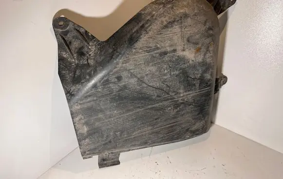 BMW M5 Fuel tank bottom protection 2284584