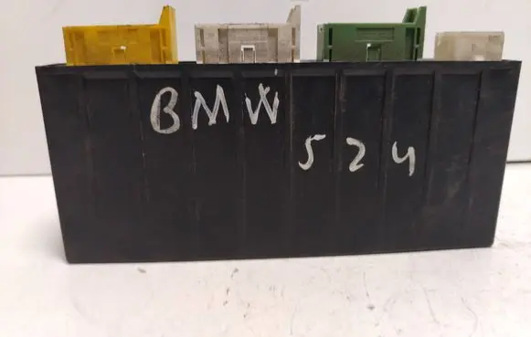 BMW 5 E34 Comfort/convenience module 5DK00661701 6135138523