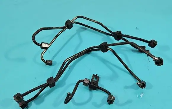 Peugeot Partner Fuel line pipe IMPRK1536069