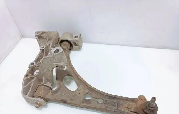 Skoda Octavia Mk2 (1Z) Front lower control arm/wishbone 1K0407153N VWACXX1