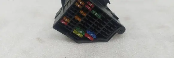 Volkswagen PASSAT B6 Fuse box set 3C1941824