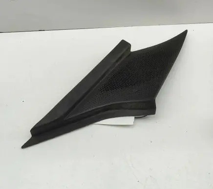 Porsche Taycan 9J1 (C) pillar trim 9J0867288