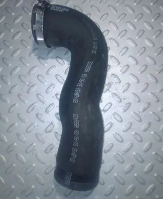 Volkswagen Jetta VI Intercooler hose/pipe 5C0145834