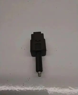 Renault Koleos I Brake pedal sensor switch