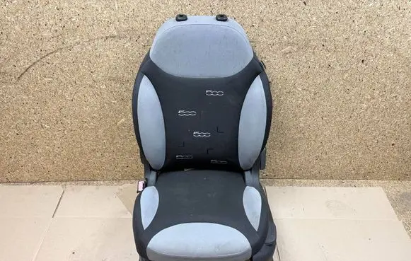 Fiat 500L Front driver seat 