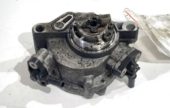 Citroen C4 Grand Picasso Vacuum pump 9804021880