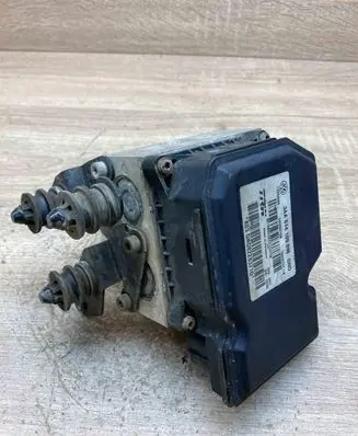 Volkswagen PASSAT CC ABS Pump 3AA614109BM 18808701A