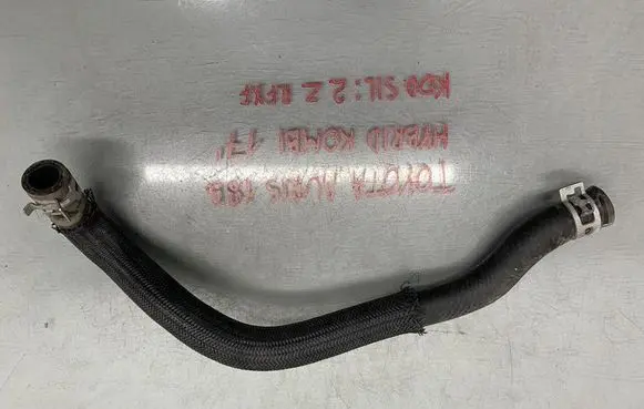 Toyota Auris E180 Engine coolant pipe/hose 1111