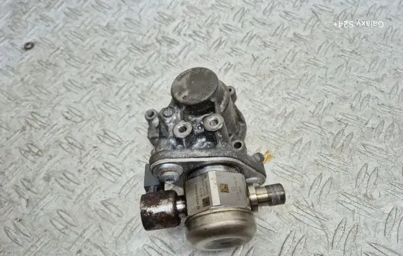 Mercedes-Benz GLE (W166 - C292) Fuel injection high pressure pump A2760700601 0261520218 A2760701230