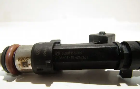 Opel Zafira C Fuel injector 0280158205