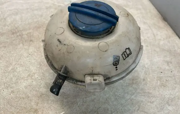 Volkswagen Transporter - Caravelle T5 Coolant expansion tank/reservoir 7H0121407C