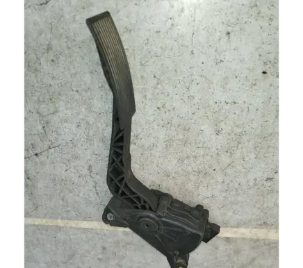 Nissan Navara D40 Accelerator throttle pedal