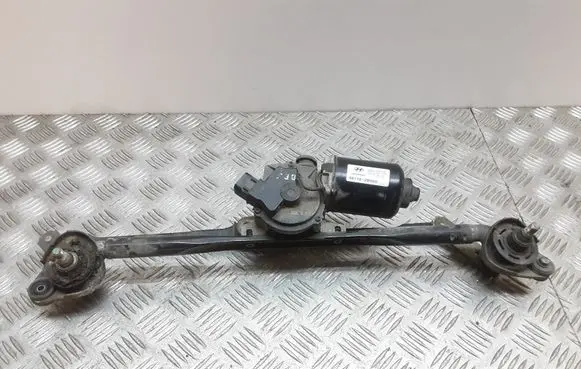 Hyundai Santa Fe Front wiper linkage 981102B000