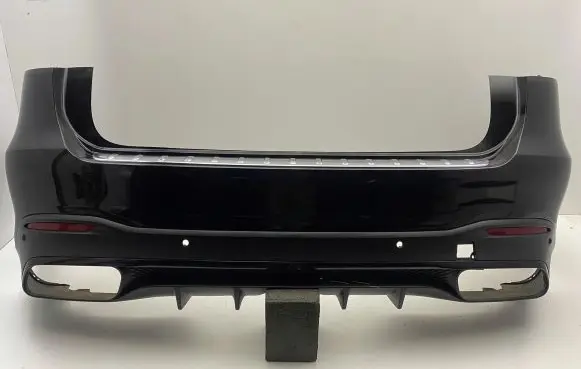 Rear bumper trim bar molding