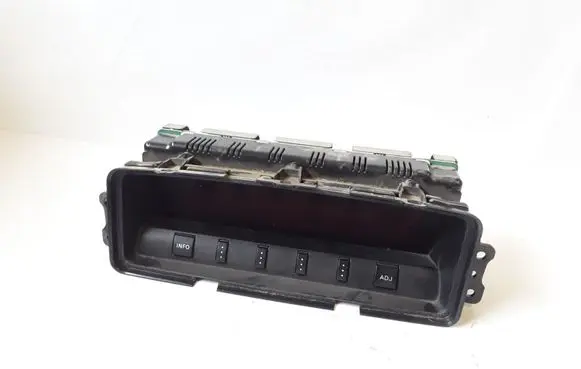 Mitsubishi Pajero Screen/display/small screen 8750A042 7B16B