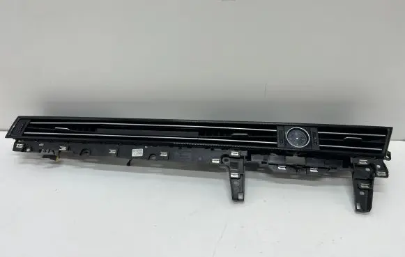 Volkswagen PASSAT B8 Dash center air vent grill 3G2858415