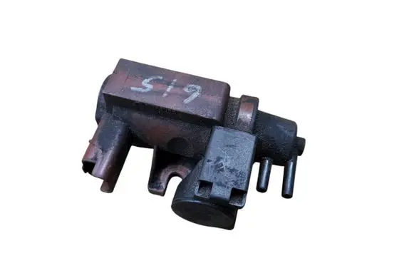 Volvo V50 Turbo solenoid valve 60909E882CA