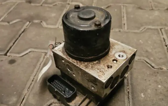 Hyundai Santa Fe ABS Pump 95660-26500 IMPRK1305589