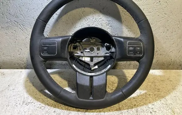 Jeep Patriot Steering wheel 10J871DFAL 37BJJEL5A2810Y