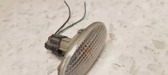 Mazda 6 Front fender indicator light E13010635