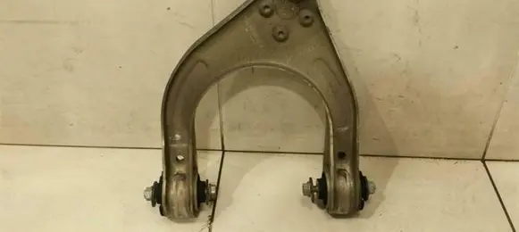 Mercedes-Benz CLS C219 Front upper control arm/wishbone A2193300107