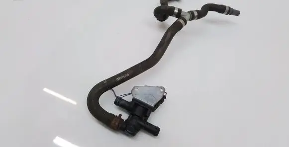Volvo XC90 Coolant heater control valve 31338385