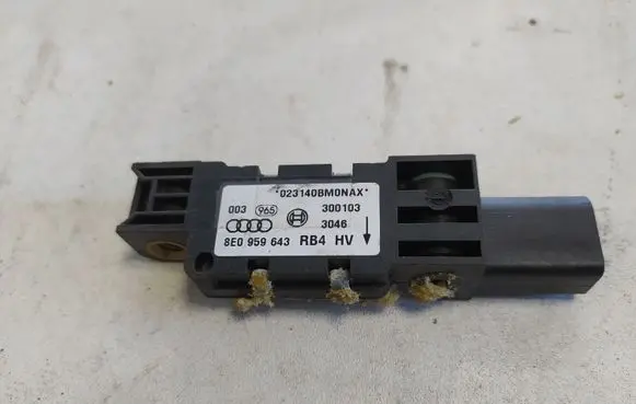 Audi A4 S4 B6 8E 8H Airbag deployment crash/impact sensor 8E0959643