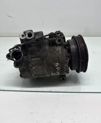 Volkswagen PASSAT B5.5 Air conditioning (A/C) compressor (pump) 8D0260808 7SBU16C