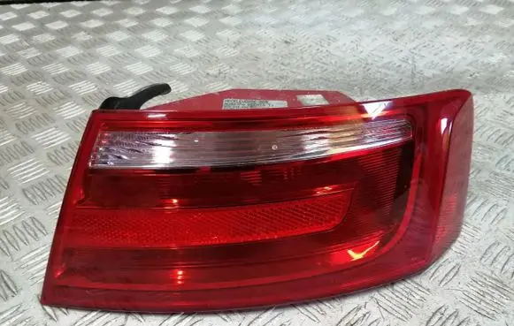 Audi A5 8T 8F Rear/tail lights 8T8945096E AU483PA