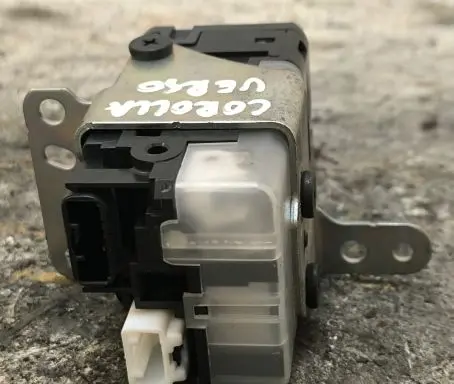 Toyota Corolla Verso E121 Ignition key card reader 626399000
