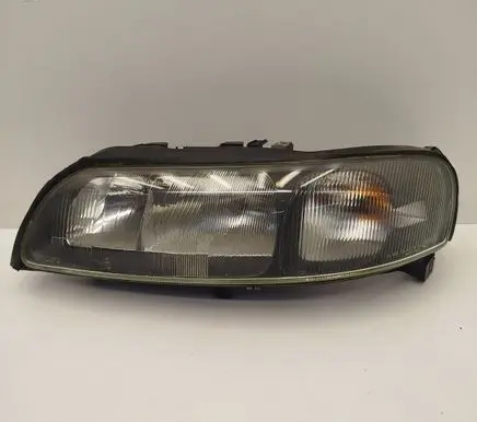 Volvo V70 Headlight/headlamp 8693547 89007897