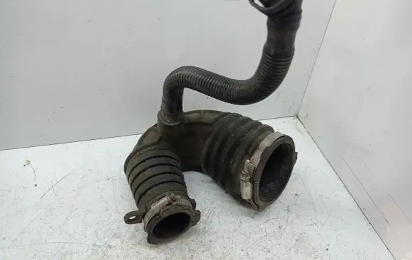 Audi A6 S6 C6 4F Air intake hose/pipe 4F0129615E