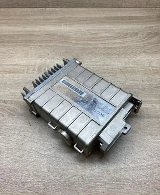 Audi 80 90 S2 B4 Engine control unit/module ECU 893907383B 0285007061