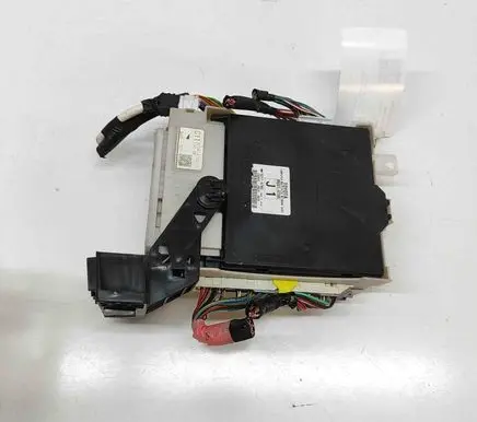 Toyota Prius (XW30) Central body control module 50116780 8273047520