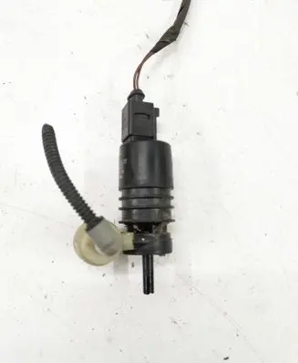 Mercedes-Benz C W204 Windscreen/windshield washer pump 2048660221 3091387 13104B