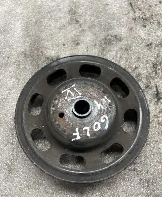 Volkswagen Golf IV Crankshaft pulley 036105255C