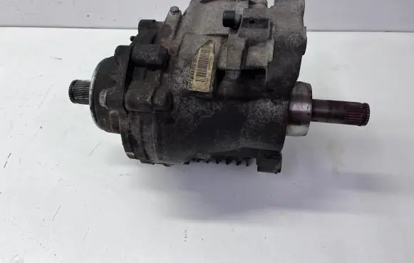 Volkswagen Tiguan Gearbox transfer box case 087776Q ZSB0A109053