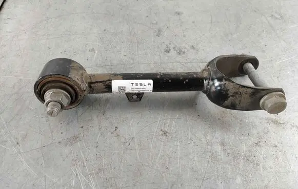Tesla Model Y Rear control arm 118842300a