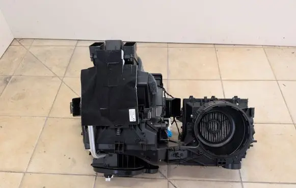 Skoda Octavia Mk4 Interior heater climate box assembly 5QE816005H