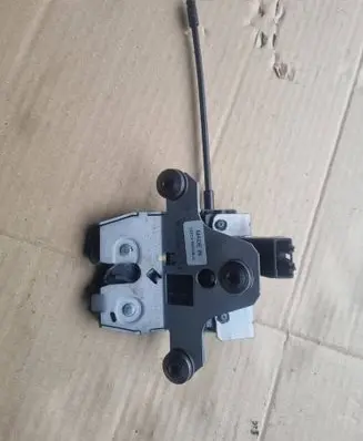 Volvo XC60 Tailgate/trunk/boot lock/catch/latch 31440489