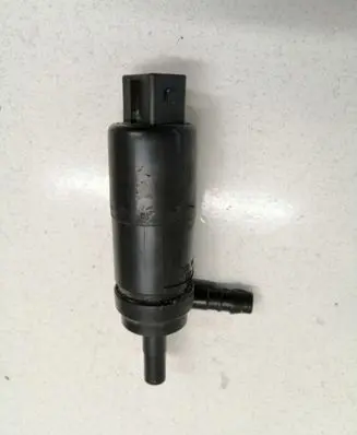 Ford Mondeo Mk III Headlight washer pump 0392040010