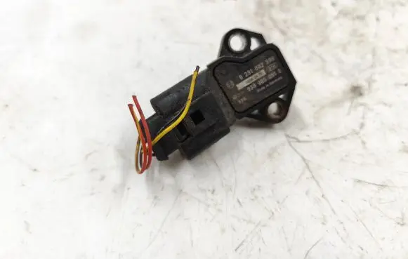 Audi A6 S6 C6 4F Air pressure sensor 038906051B 0281002399
