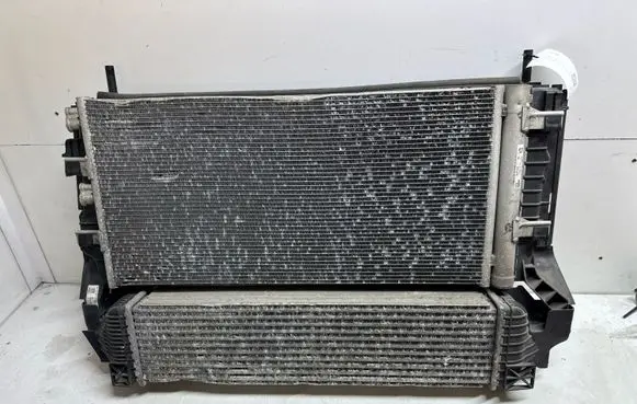 BMW 2 F45 Radiator set 22828110 1711 9271207