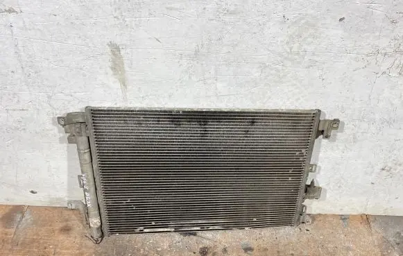 Volvo XC90 A/C cooling radiator (condenser)
