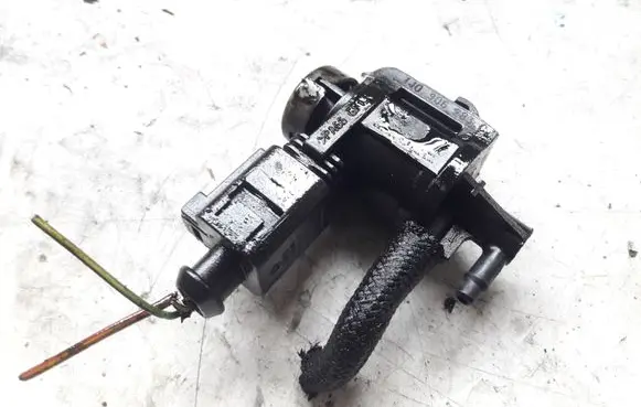 Audi A6 S6 C6 4F Vacuum valve 1J0906283C