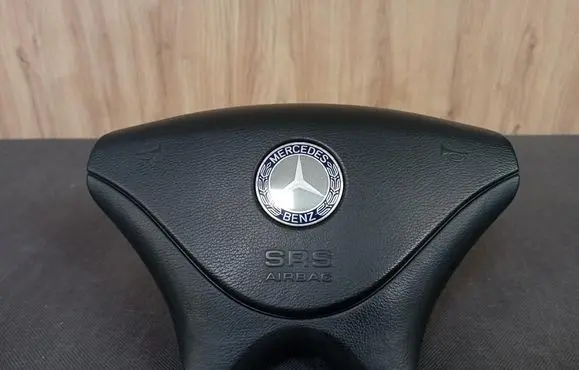 Steering wheel airbag