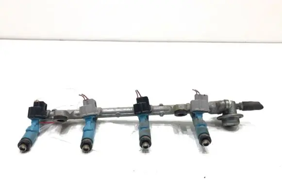 Toyota Yaris Fuel main line pipe 