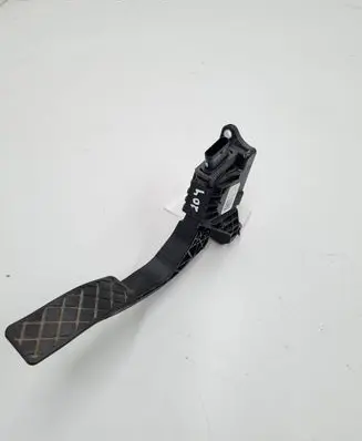 Audi A4 S4 B9 Accelerator throttle pedal 8W1723523