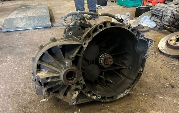 Ford Mondeo MK IV Manual 6 speed gearbox 6M2R7F096