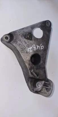 BMW 5 E60 E61 Engine mounting bracket 6777053 13807410 ENAC46000